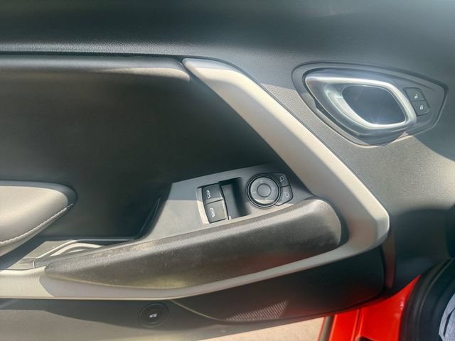 Used 2019 Chevrolet Camaro SS RWD image 11