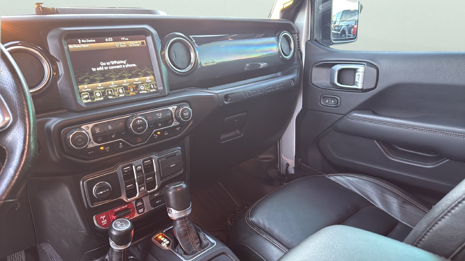 Used 2022 Jeep Wrangler Unlimited Rubicon AWD/4WD image 19