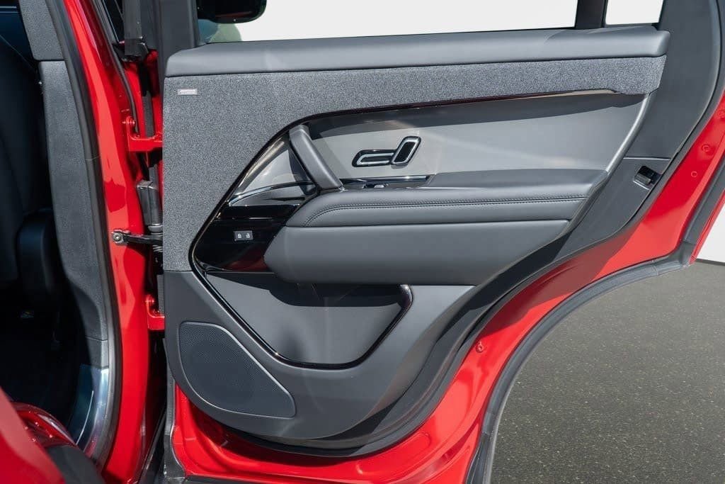 New 2025 Land Rover Range Rover Sport Dynamic SE AWD/4WD image 24