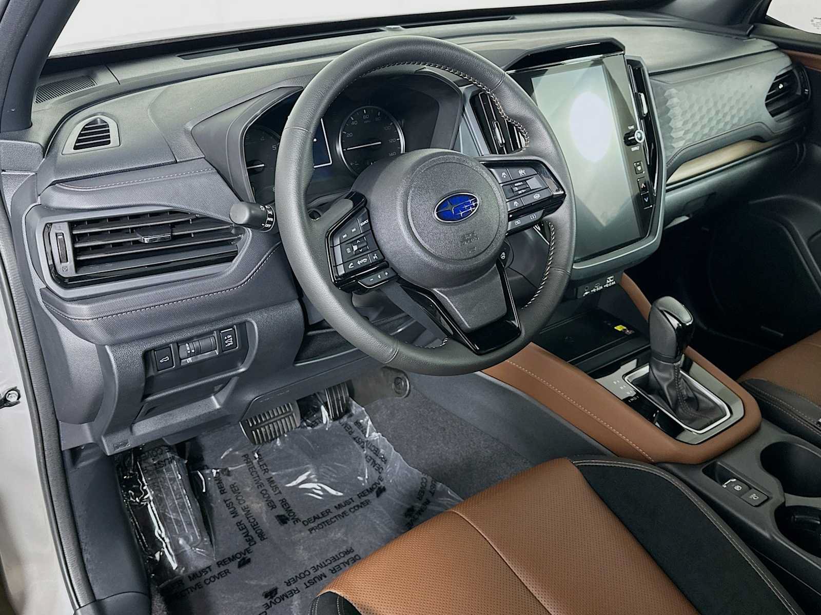 Certified 2025 Subaru Forester Touring AWD/4WD image 9