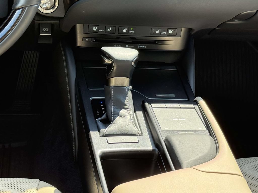 Used 2020 Lexus ES 350 w/ Premium Package FWD image 19
