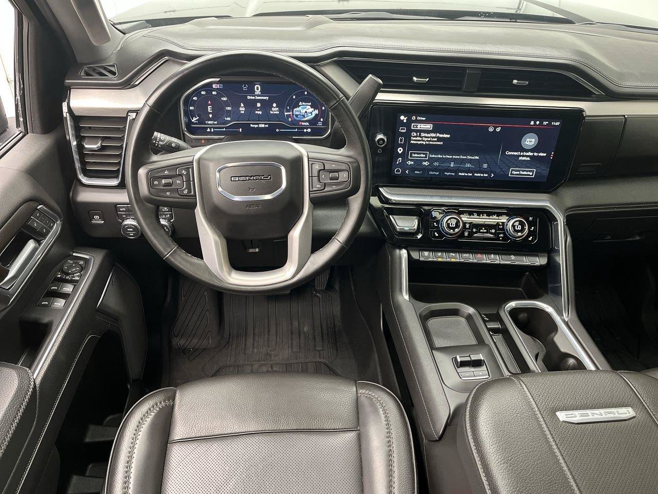 Certified 2025 GMC Sierra 2500 Denali w/ Denali Reserve Package AWD/4WD image 16
