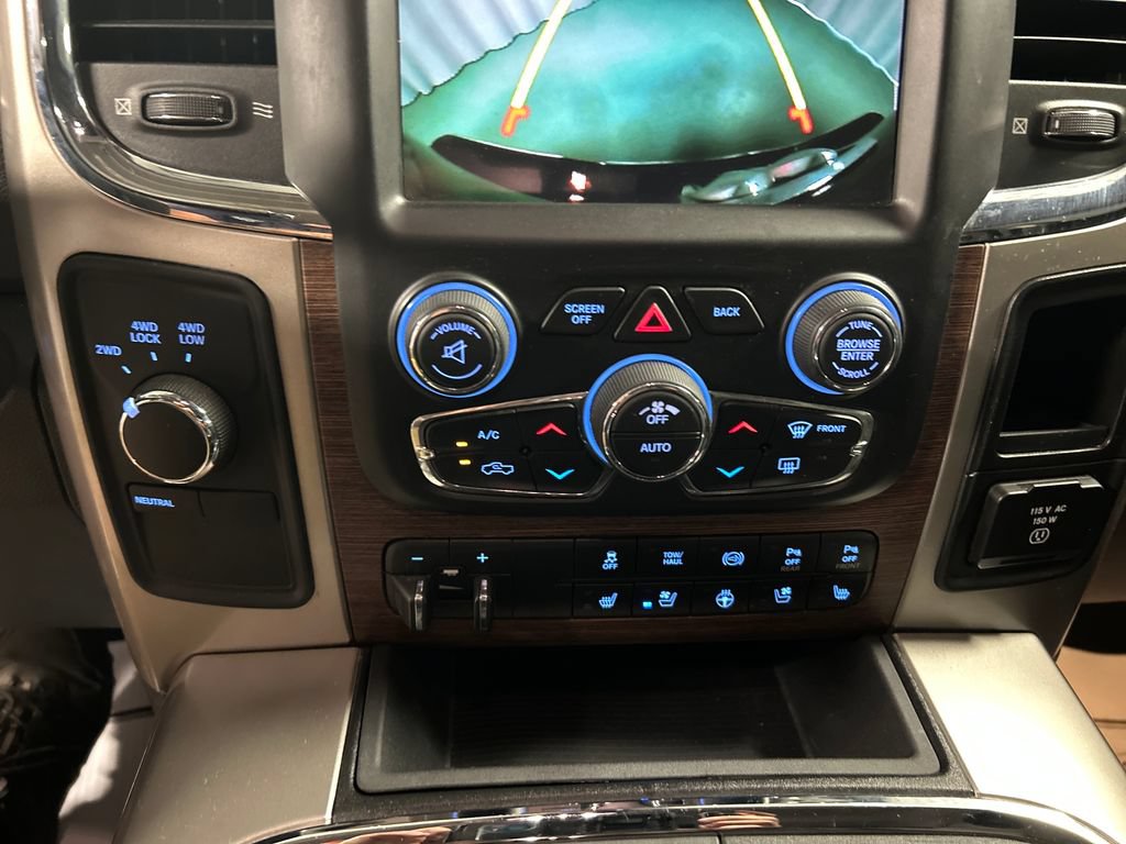 Used 2016 RAM 3500 Laramie AWD/4WD image 17