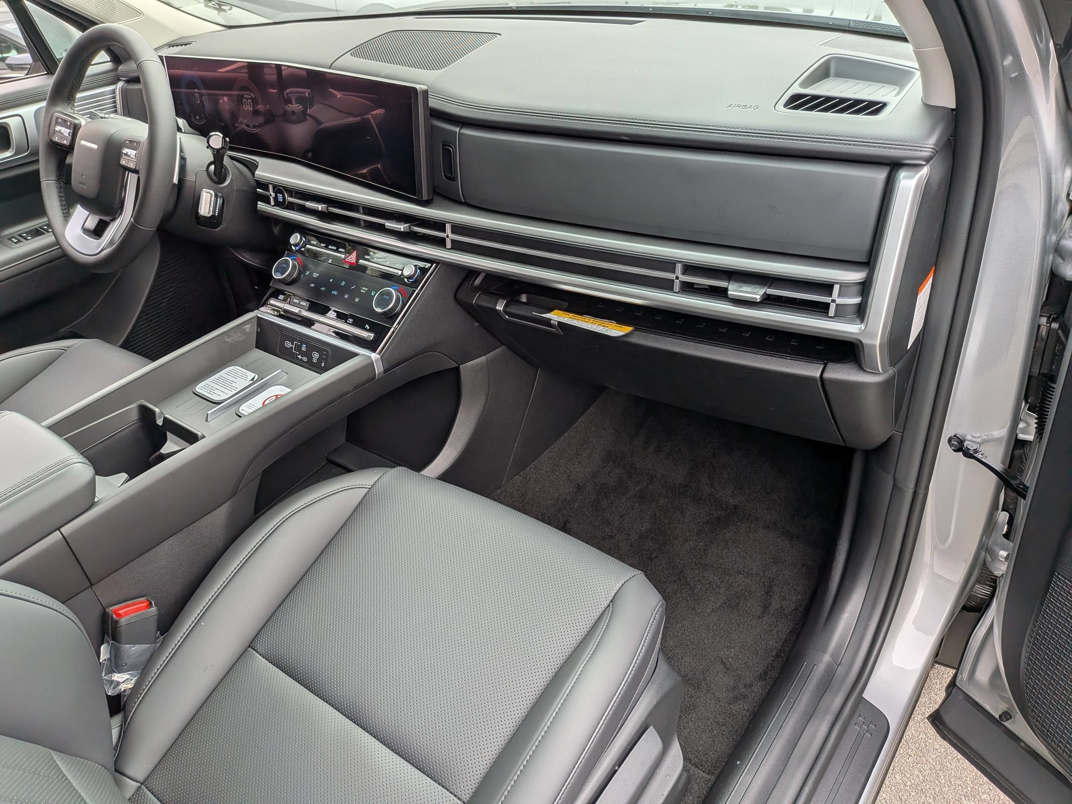 New 2026 Hyundai Santa Fe SEL FWD image 25