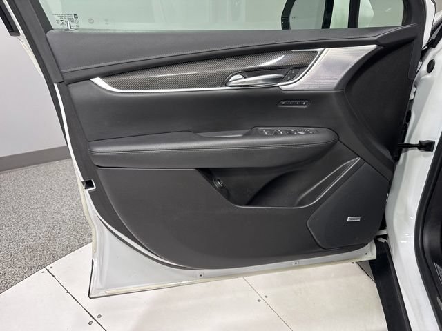 Used 2021 Cadillac XT5 Sportv AWD/4WD image 14