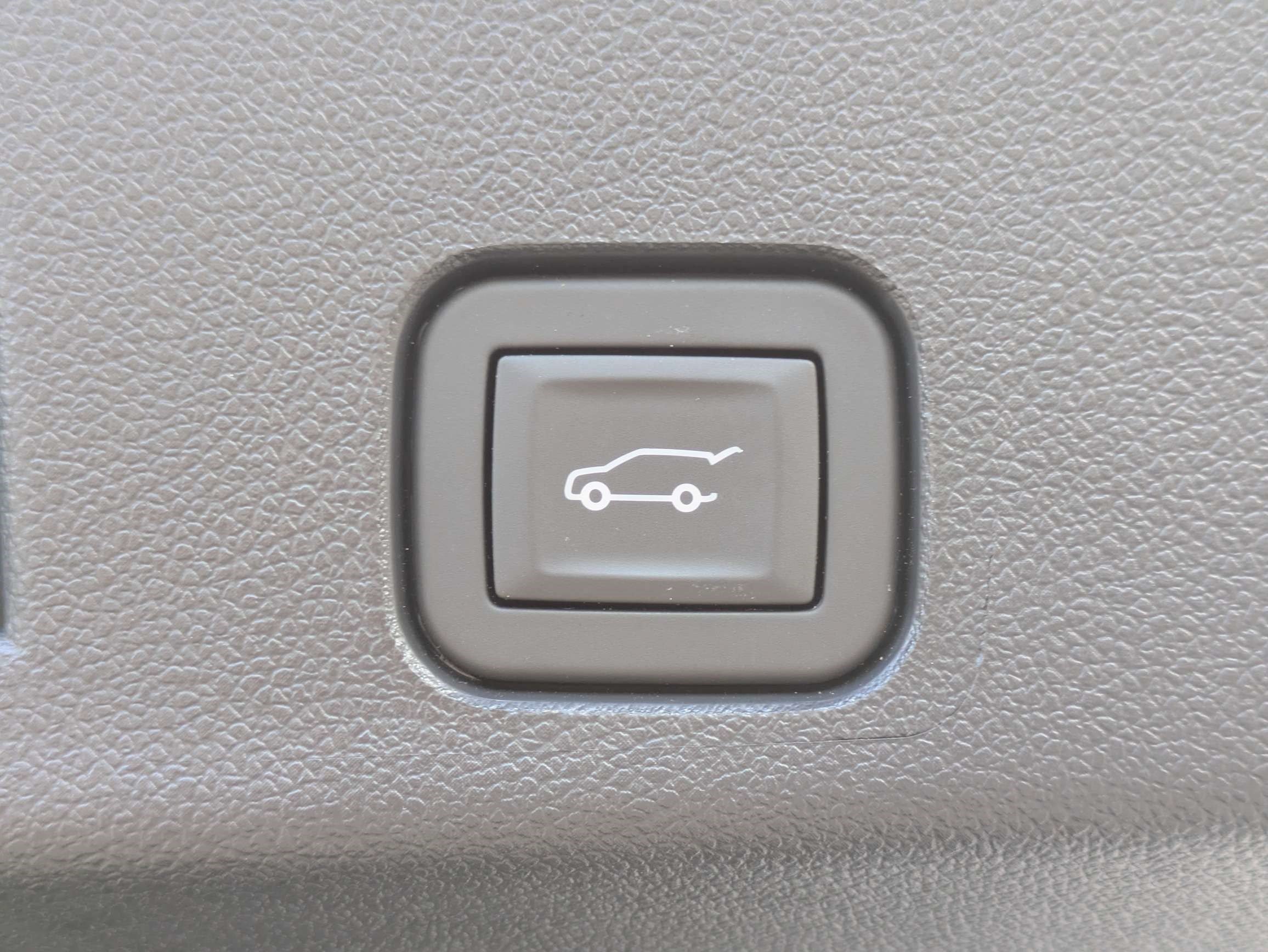 Used 2026 Buick Enclave Sport Touring AWD/4WD image 13