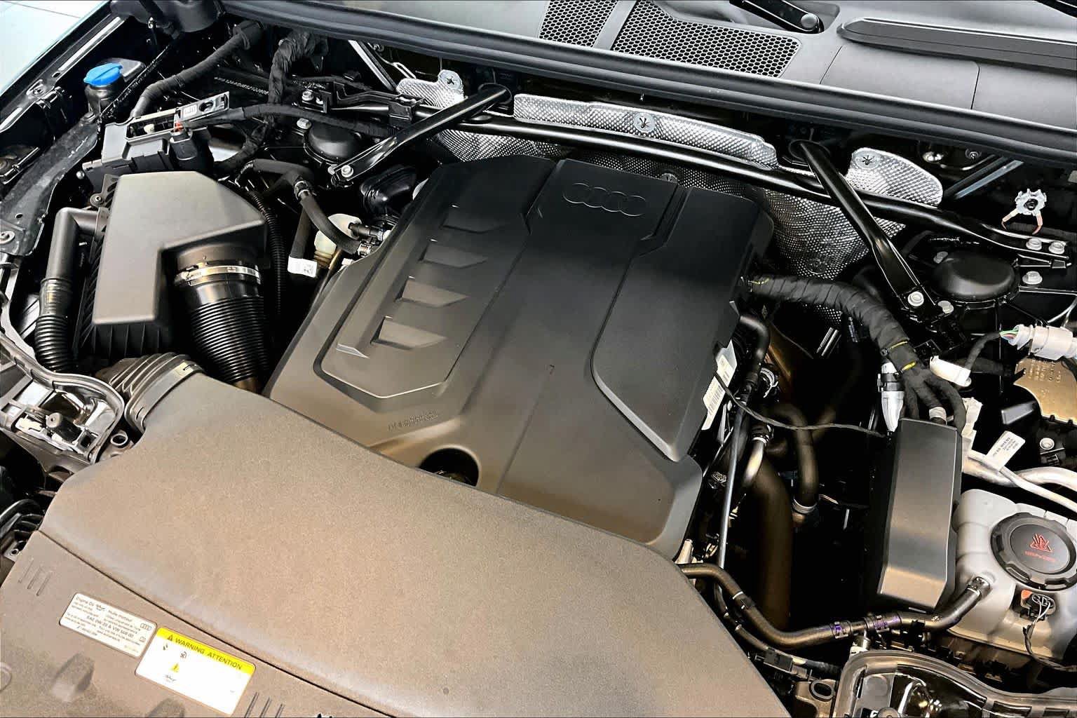 Certified 2025 Audi Q5 Premium AWD/4WD image 31