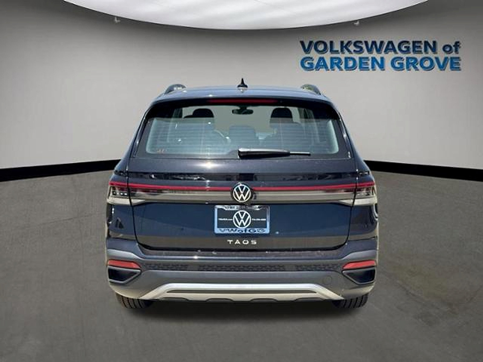 New 2026 Volkswagen Taos S FWD image 6