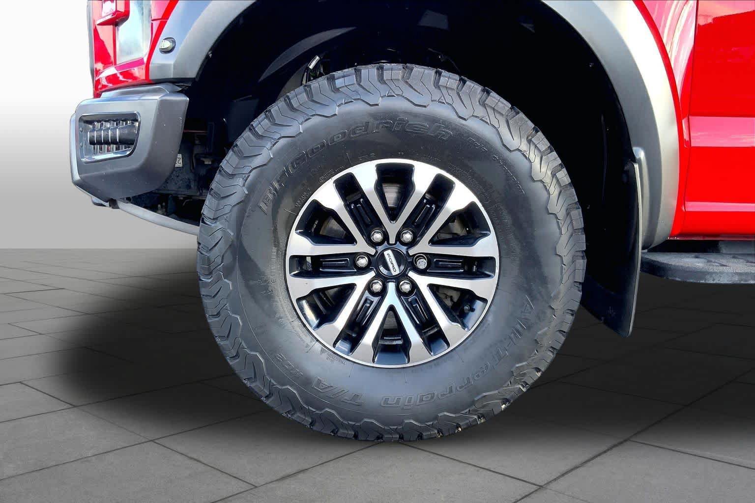 Used 2020 Ford F150 Raptor w/ Equipment Group 801A Mid AWD/4WD image 11