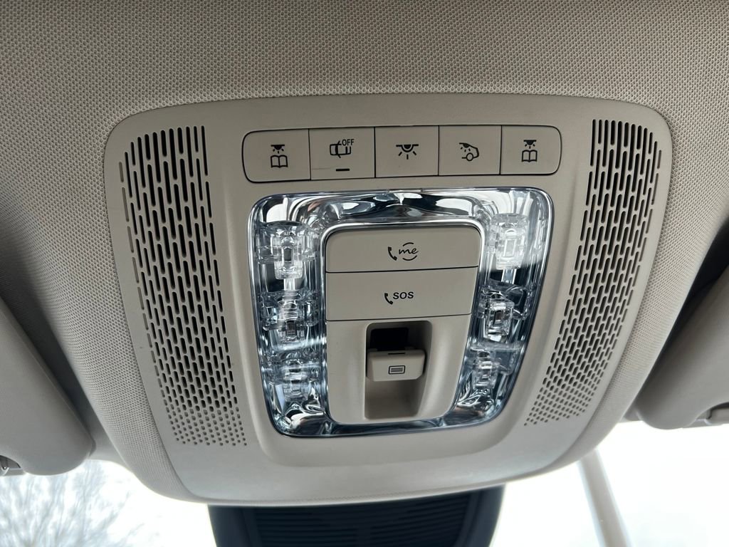 Used 2022 Mercedes-Benz GLE 350 4MATIC w/ Premium Package image 33