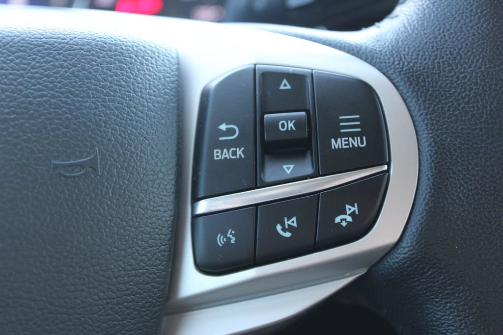Used 2023 Ford Explorer XLT w/ Equipment Group 202A AWD/4WD image 36
