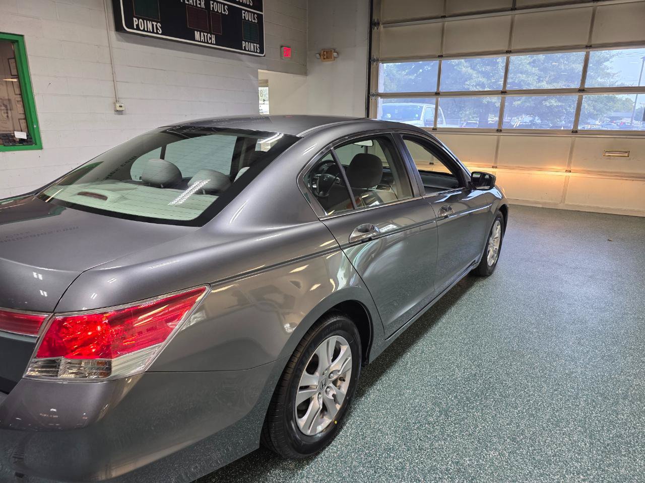 Used 2011 Honda Accord LX-P image 7