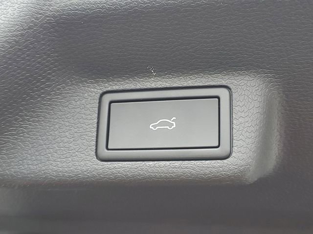 New 2025 Volkswagen ID. Buzz Pro S Plus image 8