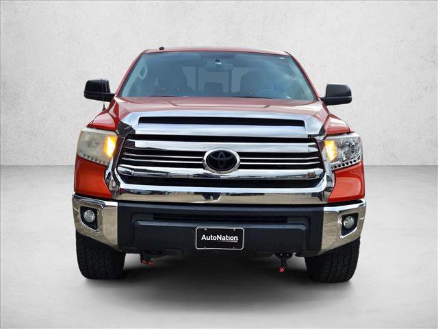 Used 2017 Toyota Tundra SR5 w/ SR5 Upgrade Package AWD/4WD image 2