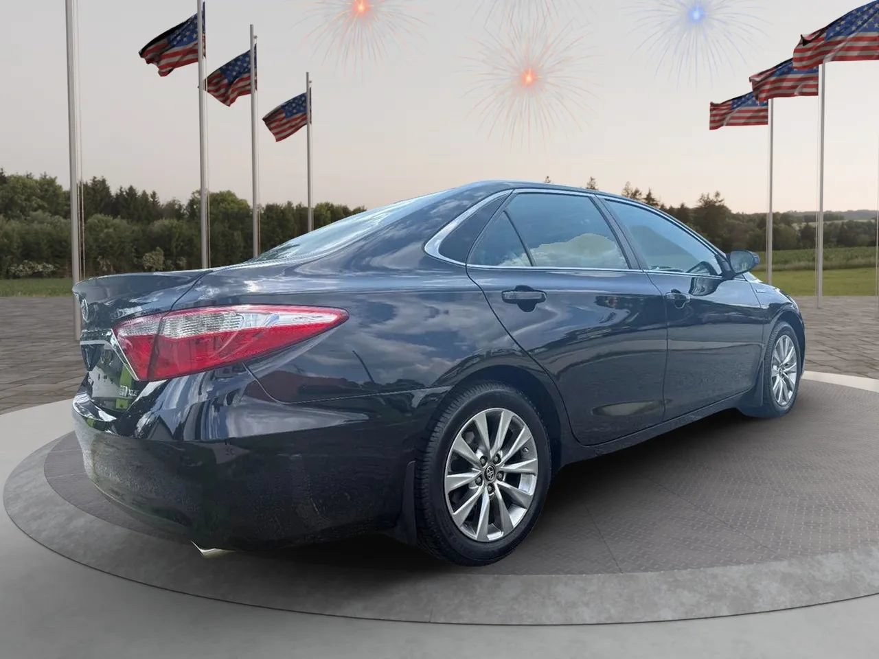 Used 2015 Toyota Camry XLE w/ Moonroof Package FWD image 6