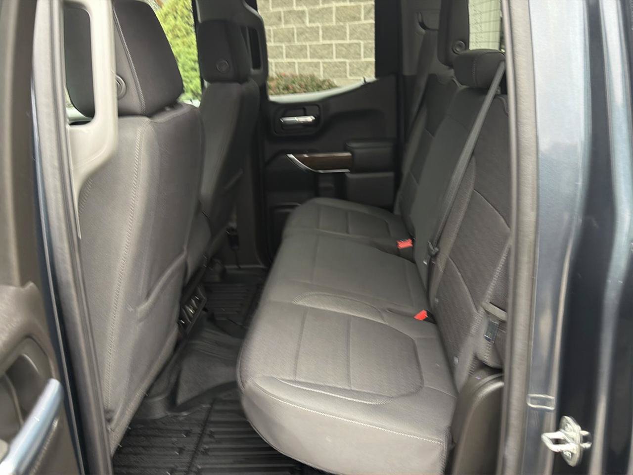 Used 2021 GMC Sierra 1500 SLE AWD/4WD image 30