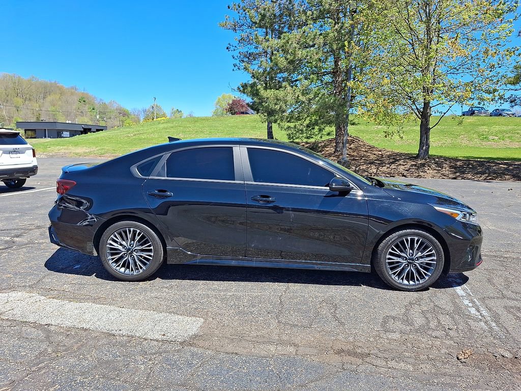 Certified 2023 Kia Forte GT-Line FWD image 17