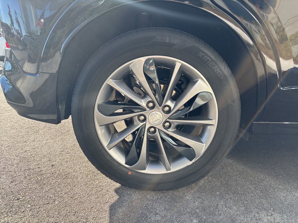 Used 2023 Buick Encore GX Select w/ Sport Touring Package image 16