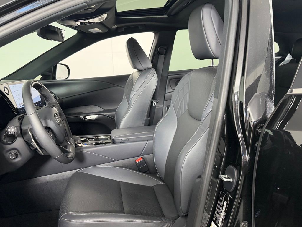 Used 2024 Lexus RX 350 Premium w/ Convenience Package image 22