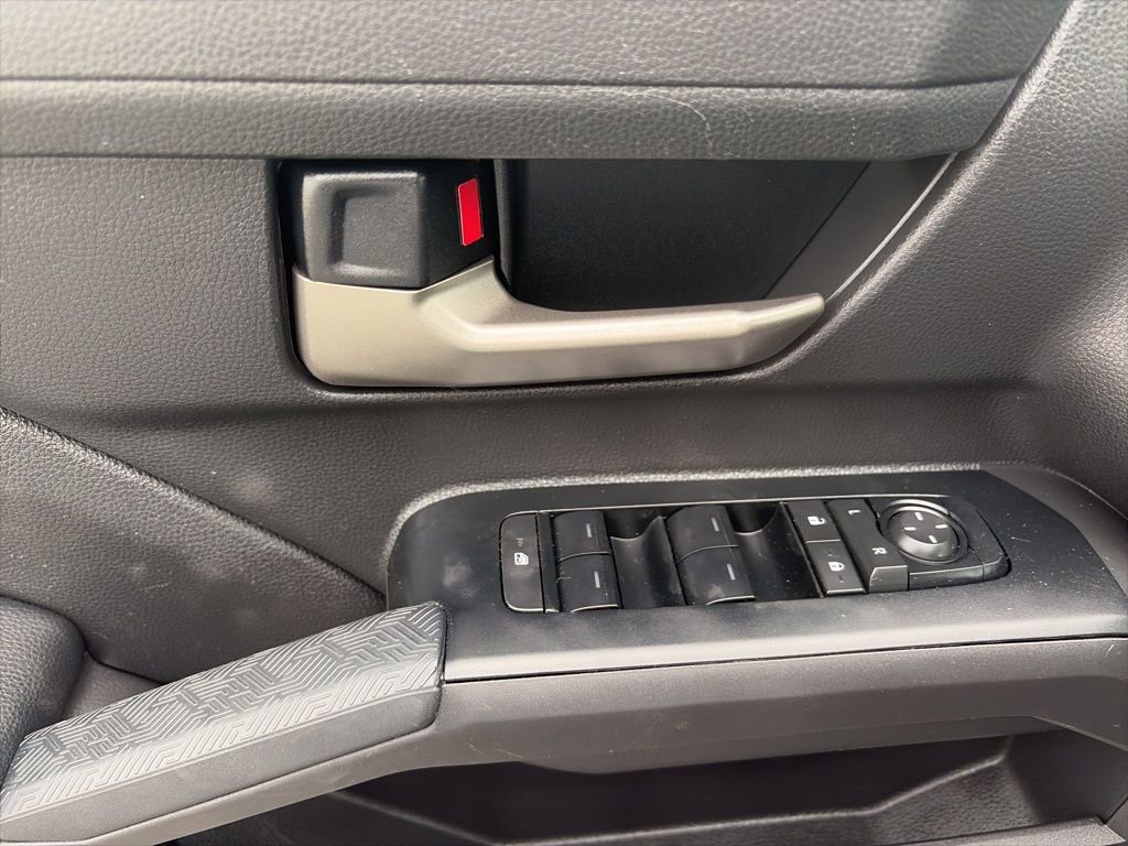 Used 2025 Toyota Tacoma TRD Off-Road image 14