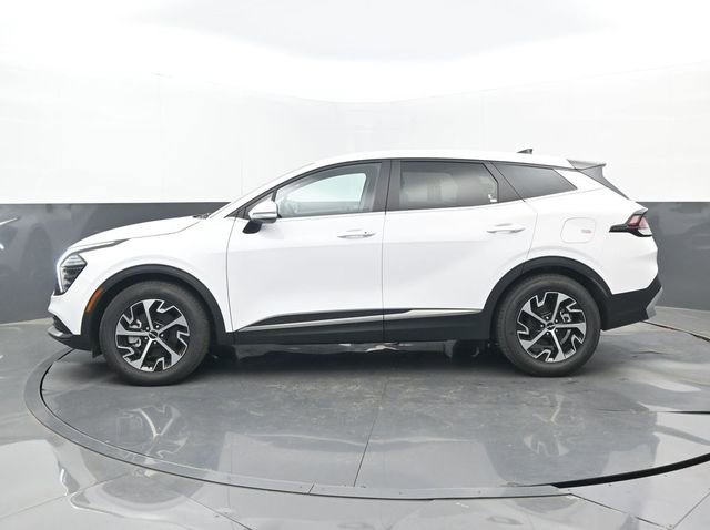 Used 2025 Kia Sportage EX image 7