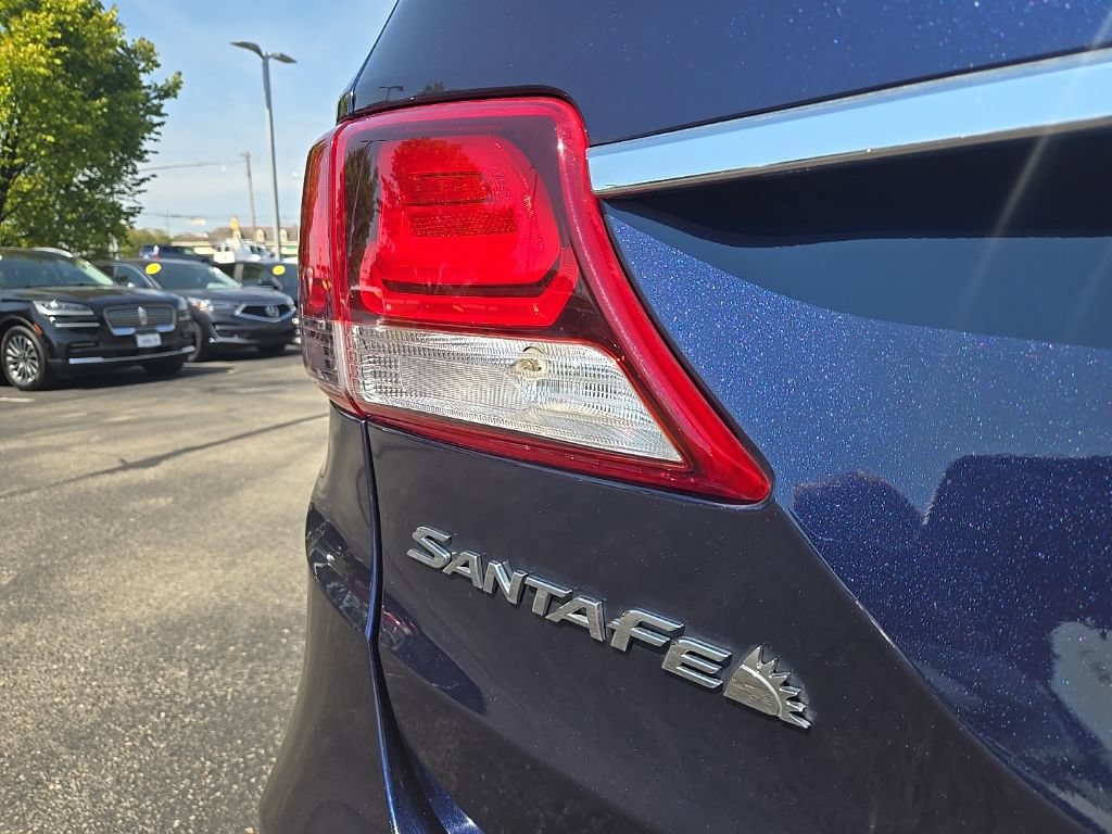 Used 2018 Hyundai Santa Fe Limited AWD/4WD image 10