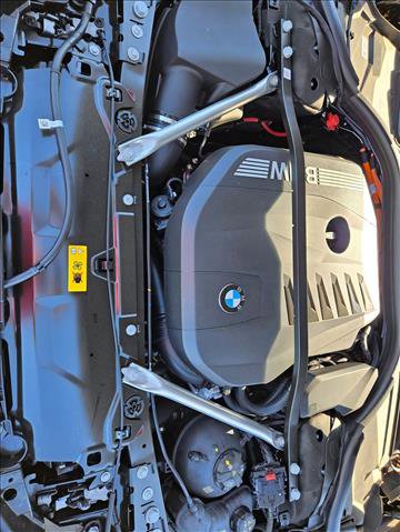 New 2025 BMW 750e xDrive AWD/4WD image 14