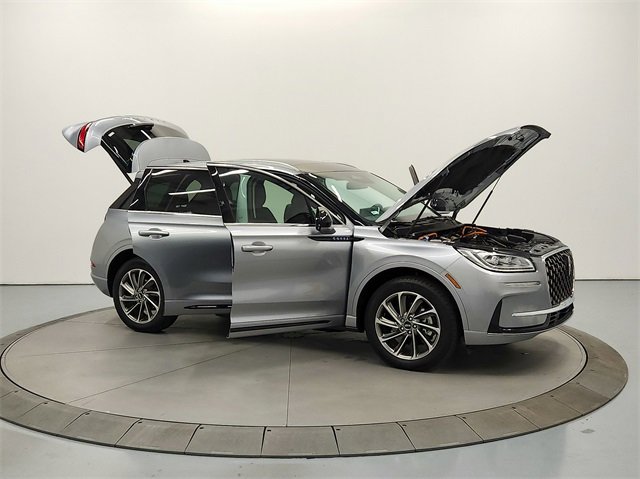 Used 2024 Lincoln Corsair Grand Touring image 10