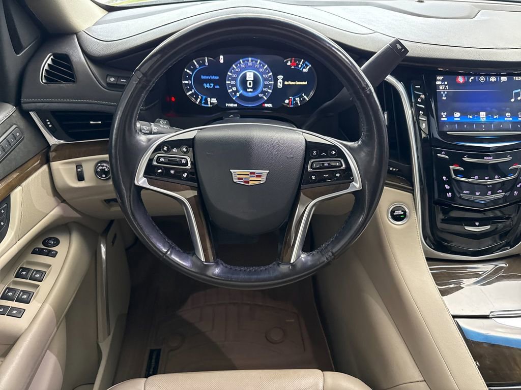 Used 2019 Cadillac Escalade Premium Luxury AWD/4WD image 13