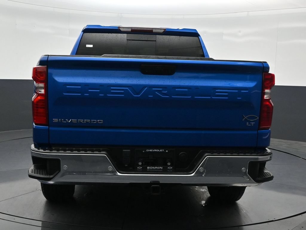 Used 2024 Chevrolet Silverado 1500 LT w/ Safety Package AWD/4WD image 4