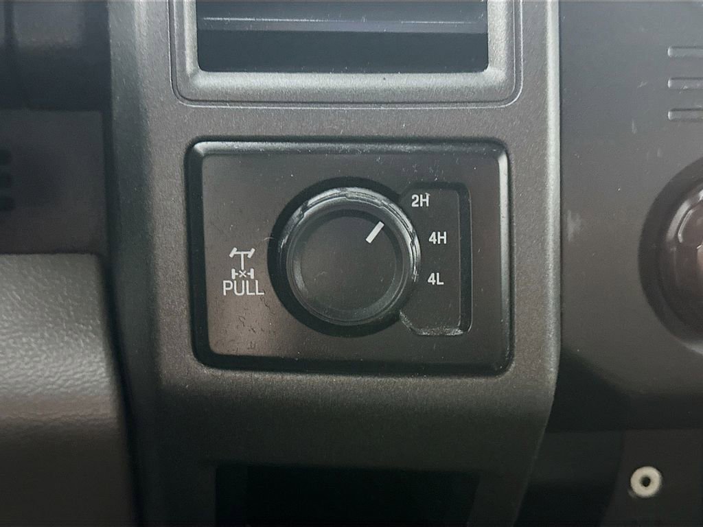 Used 2019 Ford F350 XL w/ Power Equipment Group image 19