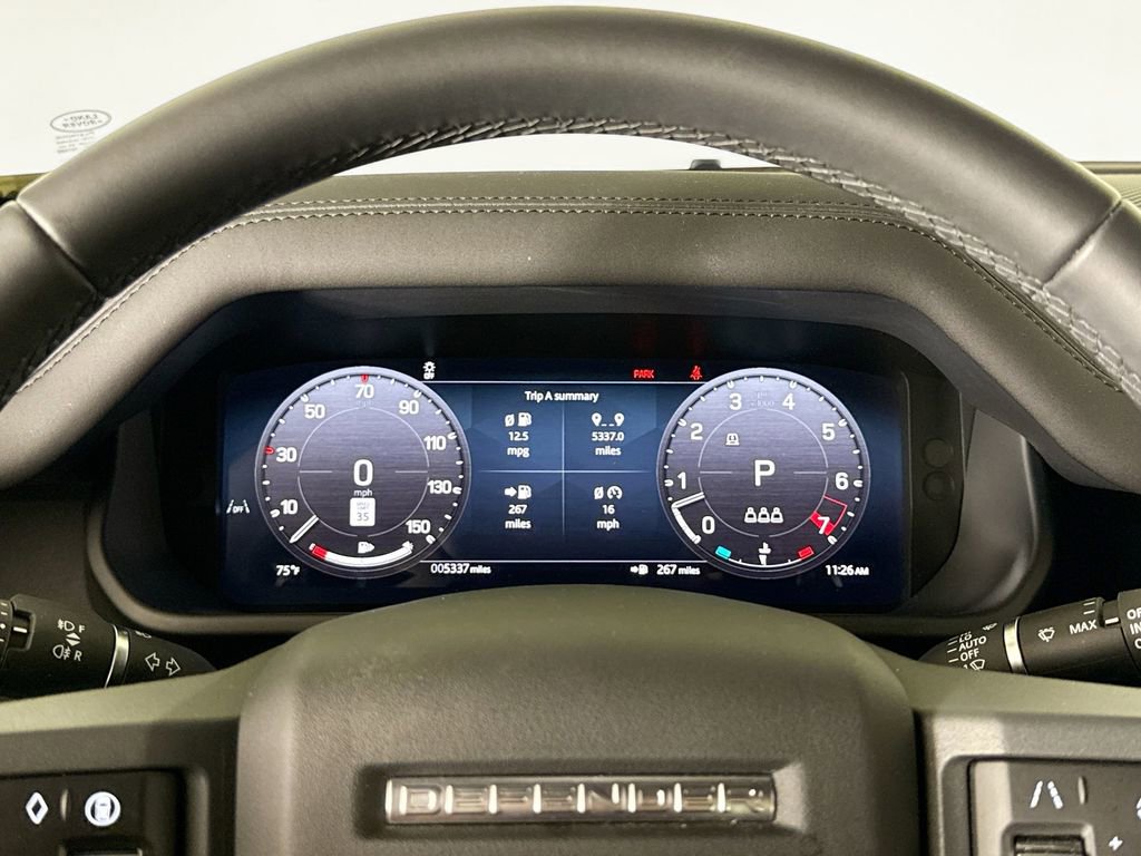 Used 2025 Land Rover Defender 110 X-Dynamic SE AWD/4WD image 10