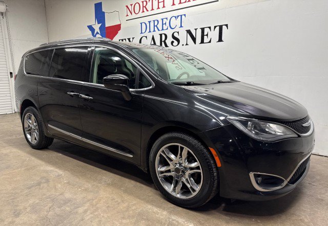 Used 2020 Chrysler Pacifica Touring-L FWD image 6