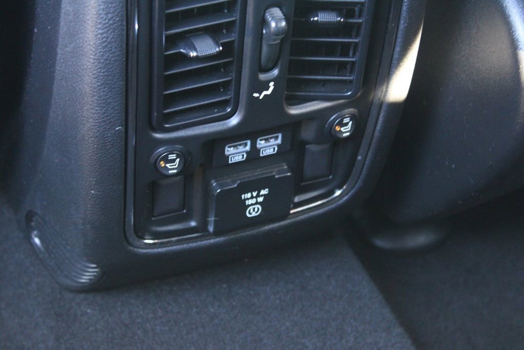 Used 2019 Jeep Grand Cherokee Limited image 27