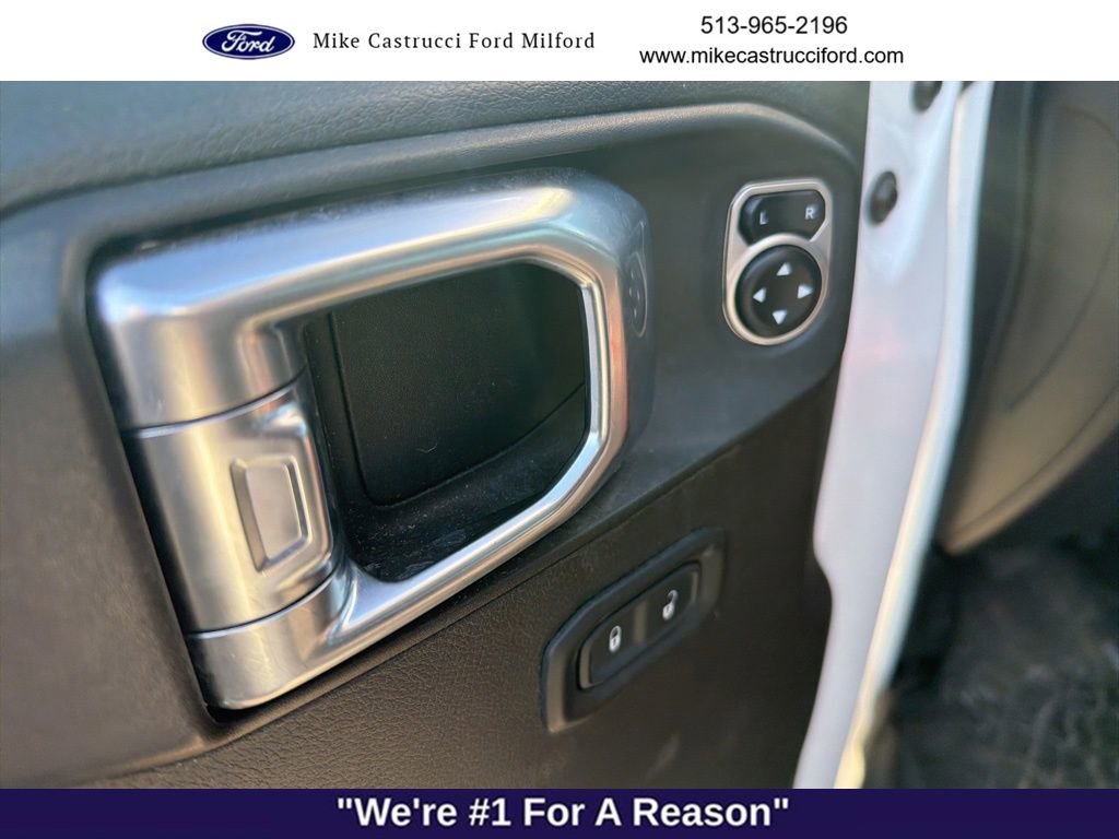 Used 2018 Jeep Wrangler Unlimited Rubicon w/ Steel Bumper Group image 7