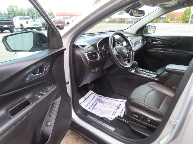 Used 2021 Chevrolet Equinox Premier w/ Redline Edition AWD/4WD image 16