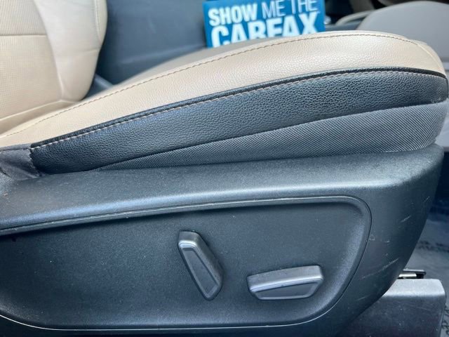 Used 2020 Ford Escape Titanium image 51