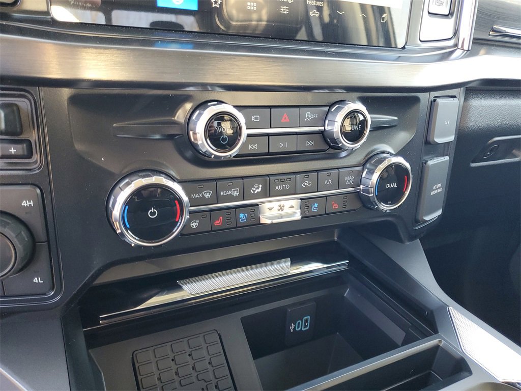 New 2025 Ford F250 Lariat w/ Lariat Ultimate Package image 18