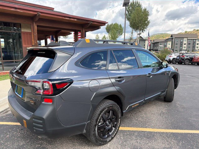 Used 2025 Subaru Outback Wilderness w/ Wilderness Package AWD/4WD image 9