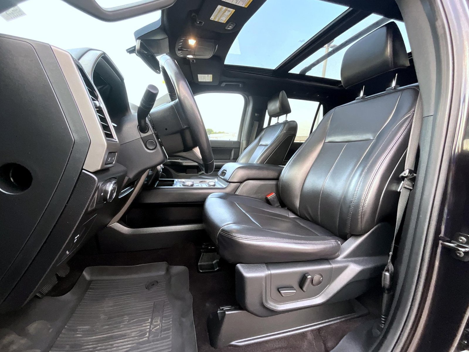 Used 2021 Ford Expedition Max XLT AWD/4WD image 11