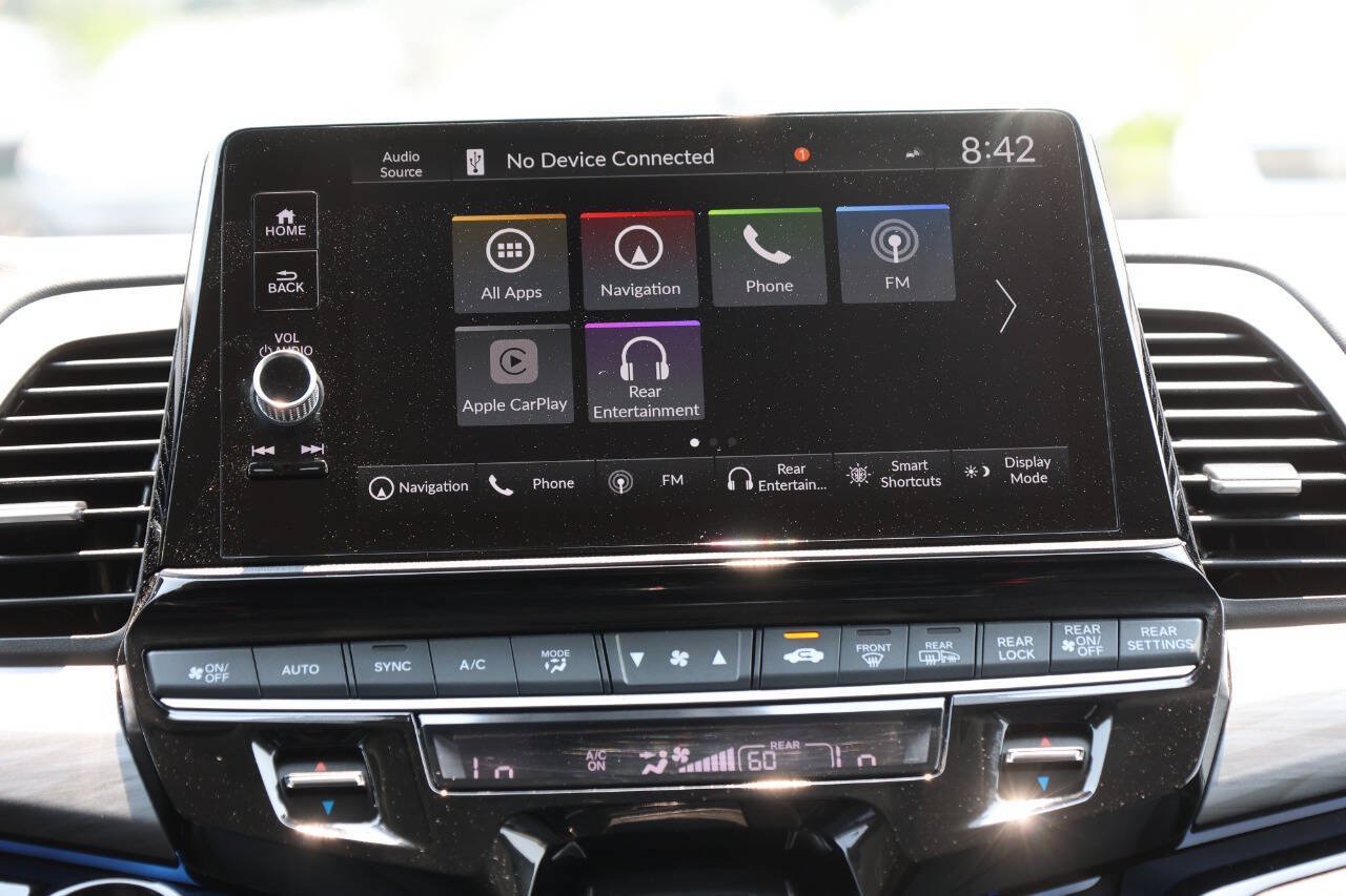 Used 2025 Honda Odyssey Elite image 21