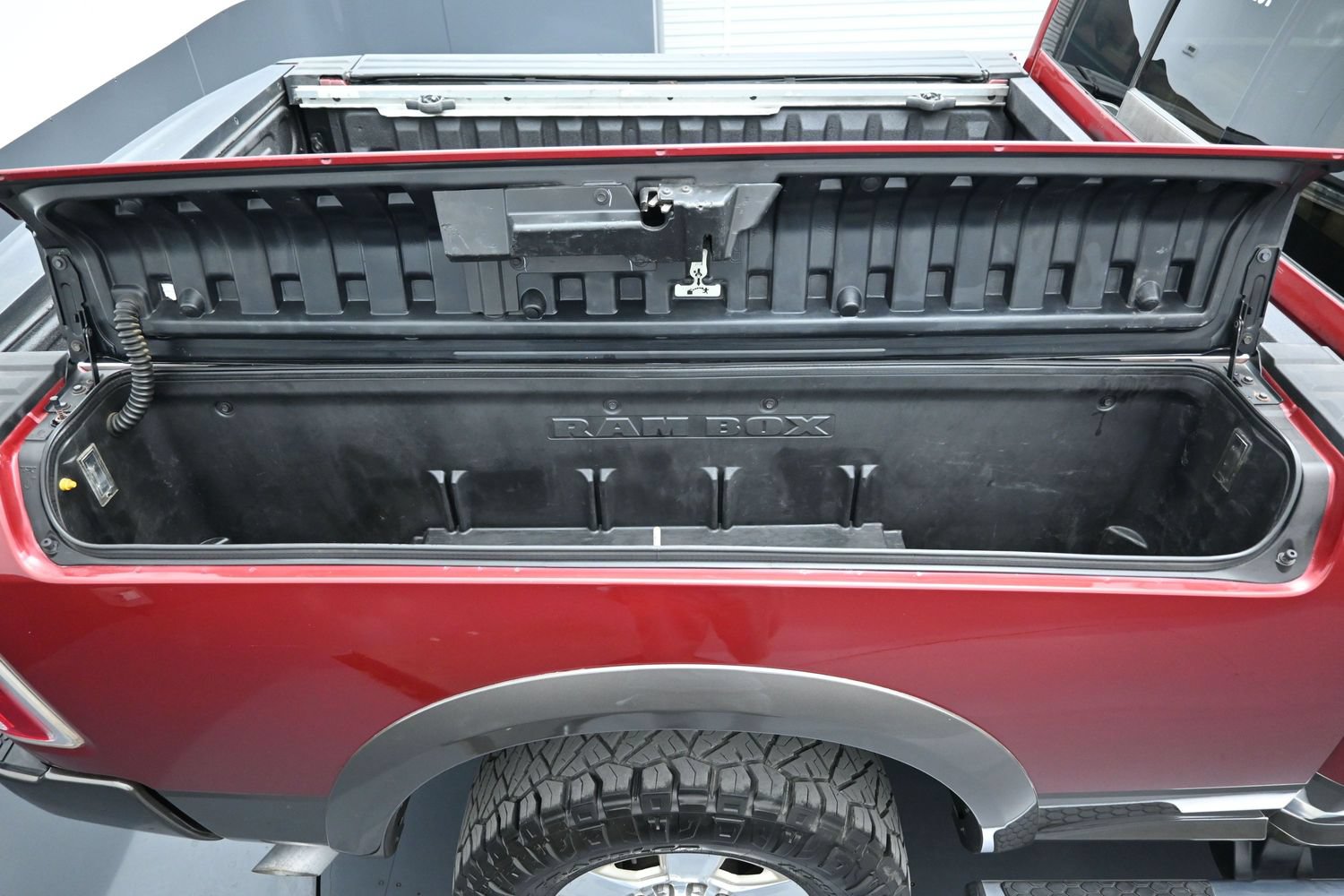 Used 2015 RAM 2500 Longhorn w/ Convenience Group AWD/4WD image 47