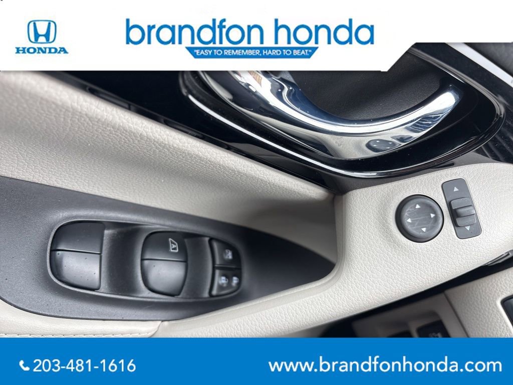 Used 2022 Nissan Rogue Sport SL w/ Premium Package image 13