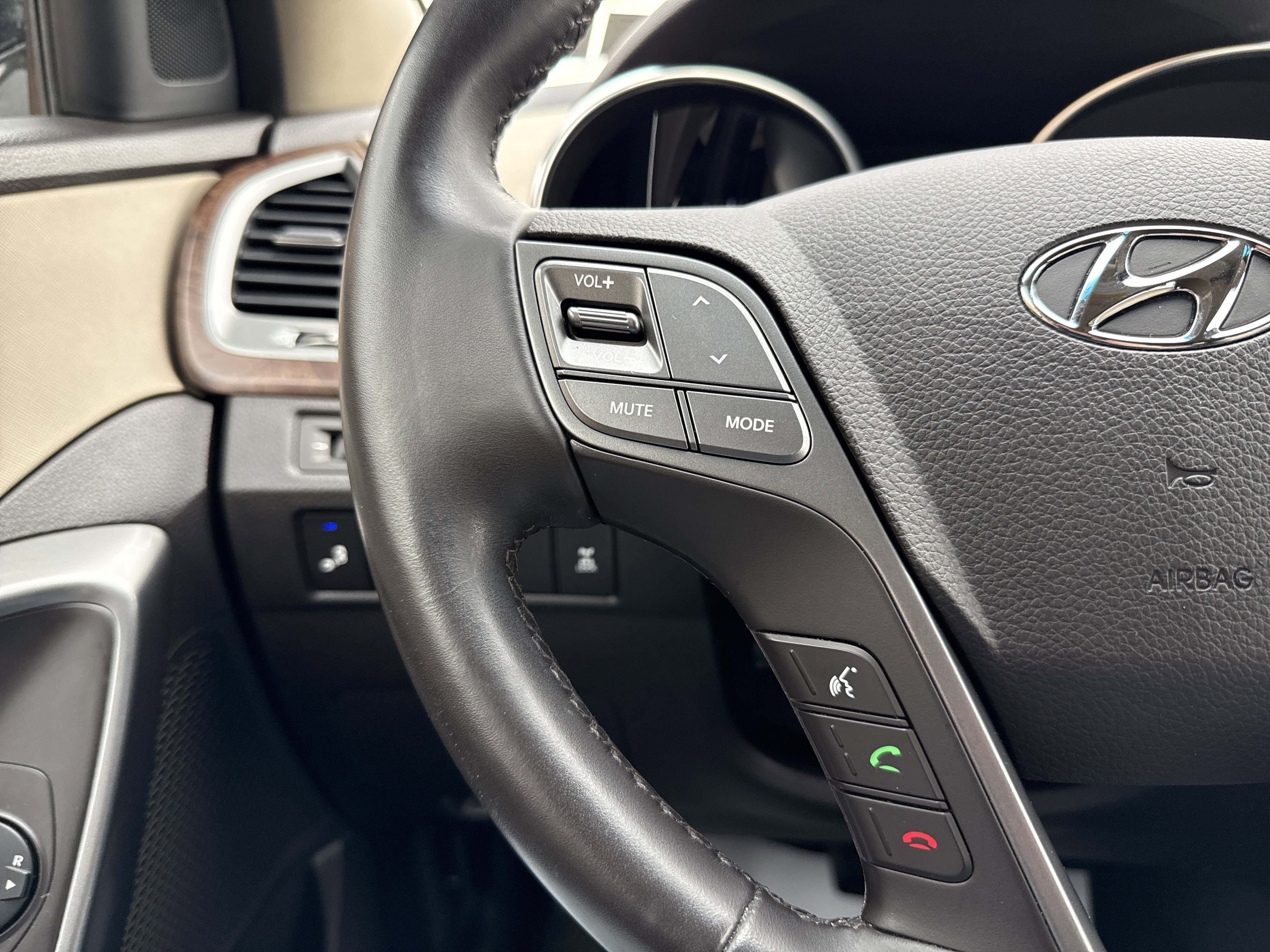 Used 2018 Hyundai Santa Fe Sport 2.0T image 18