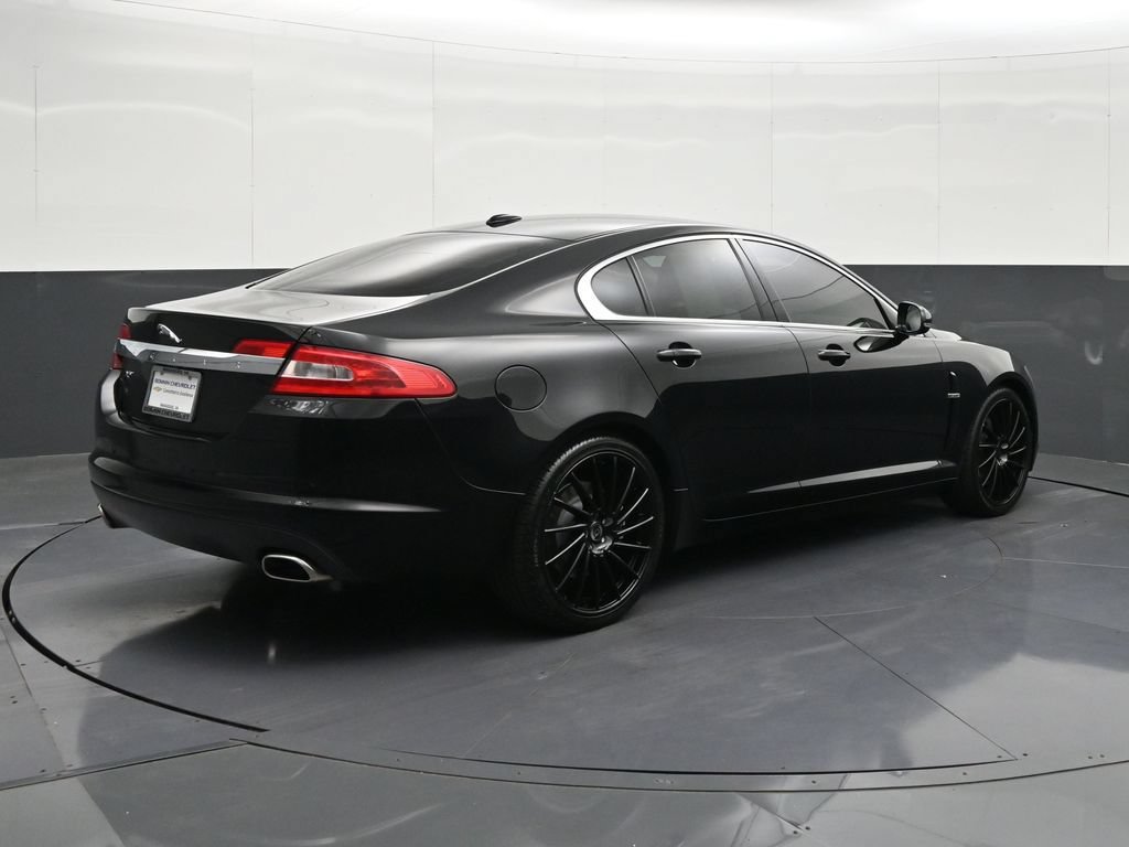 Used 2011 Jaguar XF Premium RWD image 5