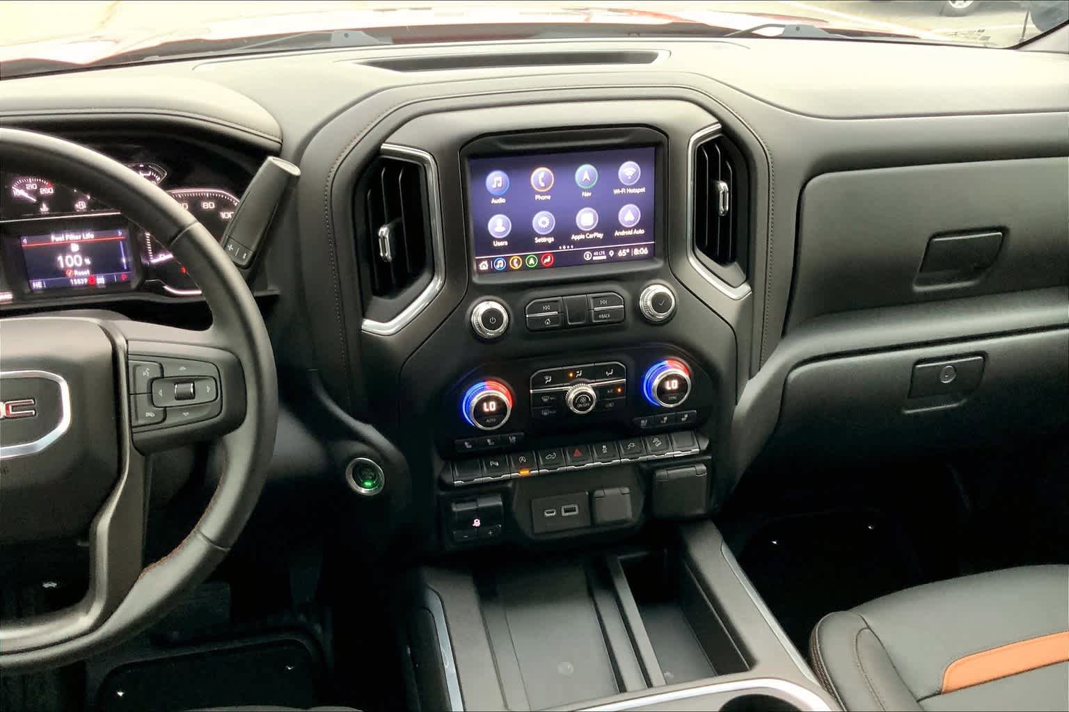 Used 2022 GMC Sierra 1500 AT4 w/ AT4 Premium Package image 7