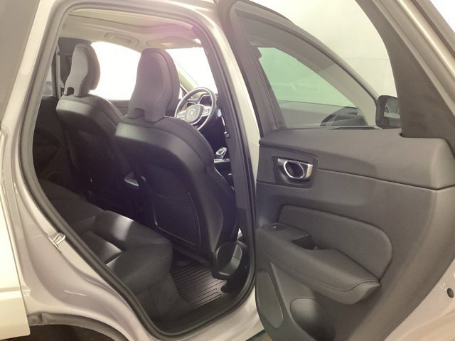 Used 2026 Volvo XC60 B5 Plus w/ Protection Package Premier AWD/4WD image 19