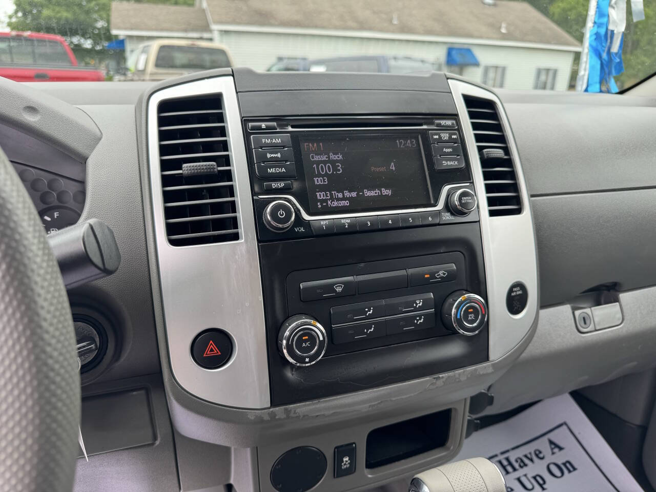Used 2016 Nissan Frontier SV RWD image 25