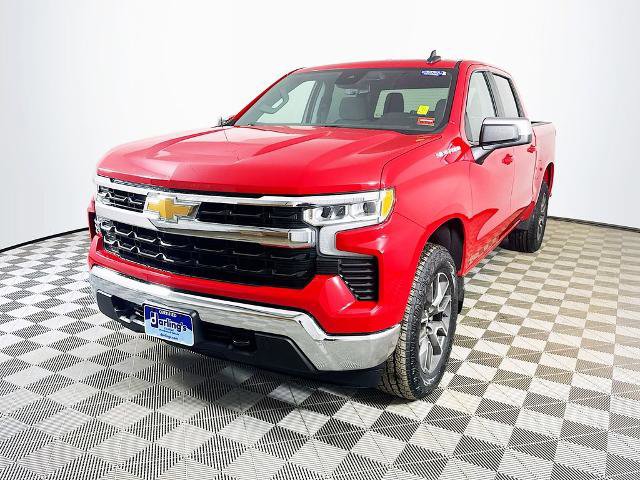 Used 2022 Chevrolet Silverado 1500 LT image 3