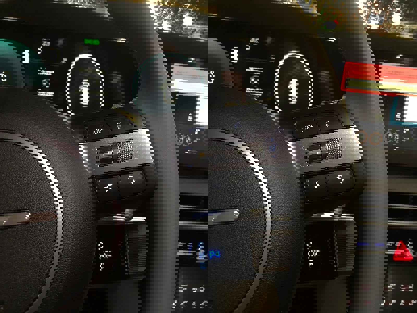 New 2026 Hyundai Tucson Limited image 9